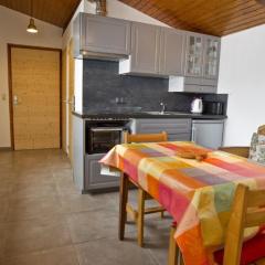 Appartement 2 pièces avec Wi-Fi et parking à Saint-Chaffrey - FR-1-762-22