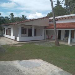1, 2, 3, 4 or 5 roomed full homes with gardens Negombo