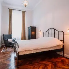 Old Town Central Apartment