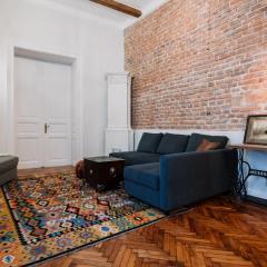 Old Town Central Apartment