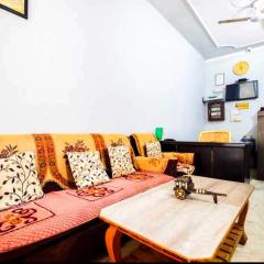 OYO Castle Home Stay