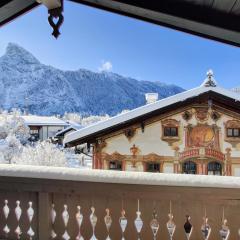 Neu! Moderner bayrischer Flair vor Pilatushaus