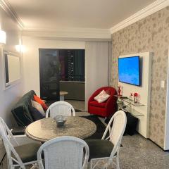 Aparthotel a 50m da Beira Mar 2 quartos sendo escritório sofá-cama, ideal para empresários e home office