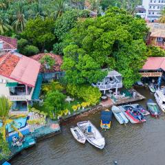 Laluna Ayurveda Resort