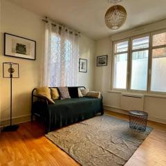 Beau studio cosy et meublé Loos lez Lille, France