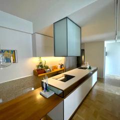 Little Athens / Luxury flat