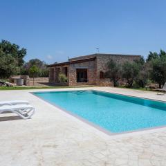 Villa Salentina With Garden And Pool - Happy Rentals