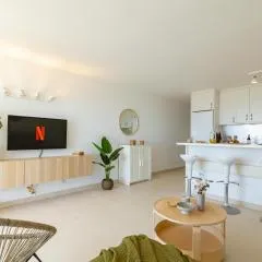 CANARIAN HOLIDAY HOME - Firstline Las Burras