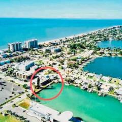Madeira Beach 2 bedroom Waterfront Condo With Dock