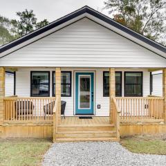 Picayune Home with Porch - Near Bogue Chitto Refuge!