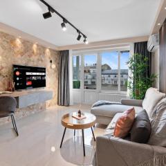 RentForComfort Penthouse Romana