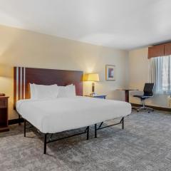 Seaport Inn & Suites