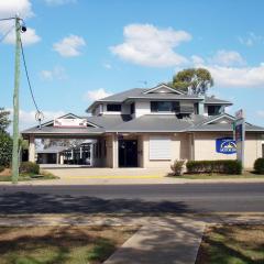 Oakey Motor Inn