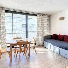 Studio lumineux avec balcon, centre station, ski aux pieds, face télésiège Sybelles Express - FR-1-267-260