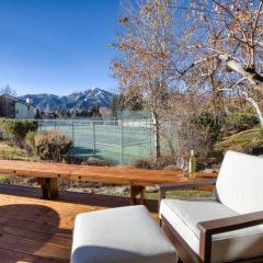 Wildflower Resort Stay - Sun Valley Condo with King Bed and Mtn Views