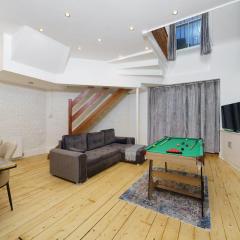Modern 4-bedroom Apartment in Fulham, London