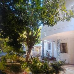 CASA VALENTINA DEL MAR-RODADERO-SANTA MARTA