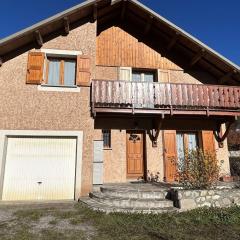 Maison spacieuse 8 pers avec terrasse - St-Chaffrey-S.Chevalier - FR-1-330E-134