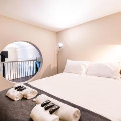 Luxury One Bedroom Mezzanine in Paddington