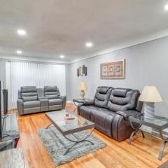 Updated Detroit Vacation Rental about 9 Mi to Downtown