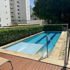 Apartamento na Beira-Mar com piscina