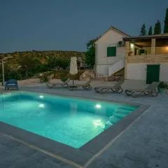 Family friendly house with a swimming pool Bobovisca, Brac - 21663
