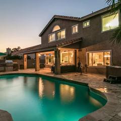 Luxe Scottsdale Home wPool, Spa, & Tesla Charger