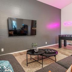 Stylish N Scottdsdale 4 bdrm With Sparkling Pool and Games Galore