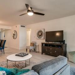 Hip and Comfy Condo in Hub of Old Town Scottsdale