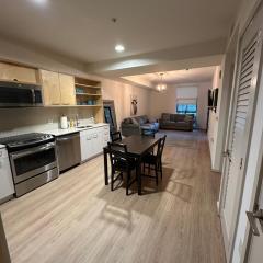 NOHO 1BR w Parking