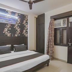 OYO 84115 Hotel Sun Villa Near Dashrath Puri Metro Station