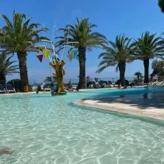 CASA MARE
