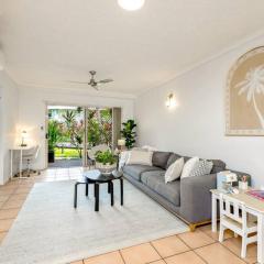 Wallaby Lane Family Friendly walking distance to Trinity Beach