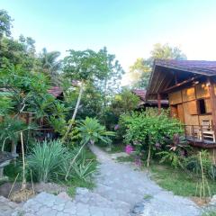 SPOT ON 93511 Rinjana Homestay