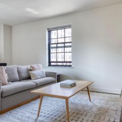 Uptown 1br w fire pits rooftop nr L red line CHI-979