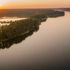 Natural Hotel w Rezerwacie z Plażą Na Wyspie