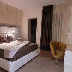 Villa Nasti Luxury Bed Taurasi Room