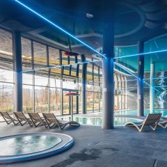 Villa6 Szklarska Poręba- budynek główny hotelu -widok na góry-duże tarasy