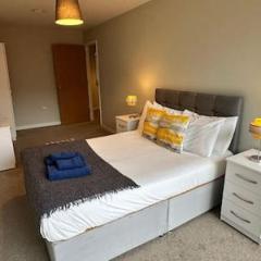 Large 1 Bed Apt in Central Manchester Sleeps 2