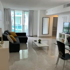 Beautiful Beach Apartment by Miami Te Espera - HOLLYWOOD 14S