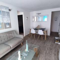 Departamento de 3 dormitorios a pasos Av. del Mar.