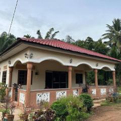 Homestay Hjh Rokiah, F.Tementi