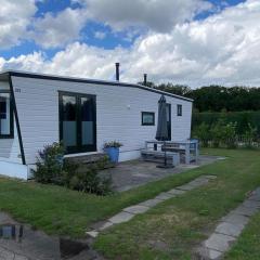 Van Gogh-style chalet near the Loonse and Drunense Duinen