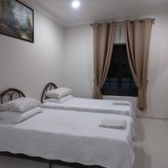 Yasmeen Studio Roomstay Kijal - Room 1 - FOR TWO PERSON ISLAM GUEST ONLY