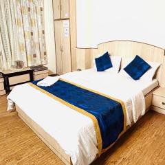 Dhe Kyi Khang by Magwave Hotels-100 Mts from MG Marg