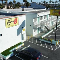 Super 8 by Wyndham Oceanside Downtown