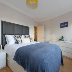 Welcoming and Radiant - One Bedroom Apartment in the heart of South