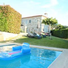 Quaint and Peaceful Barcelos Villa - 3 Bedrooms - Villa Mycenaean - Private Pool and Large Garden - North Portugal