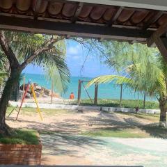 Casa à beira mar com piscina em Itamaracá