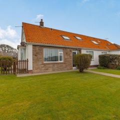 4 Bed in Beadnell CN023